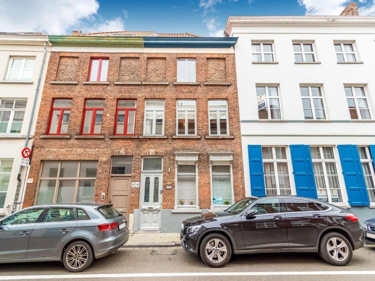 Town House With View Over The 3 Towers Of Brugge Dış mekan fotoğraf